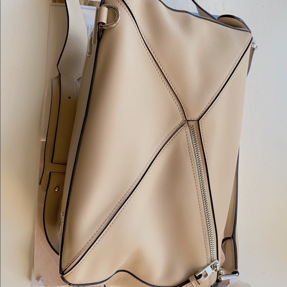 Loewe Leather Medium Puzzle Bag - Picture 6 of 9